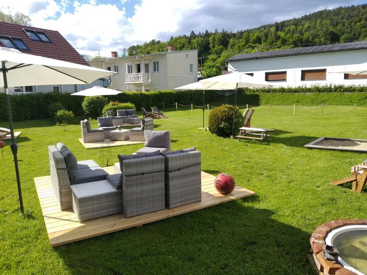 Gaestehaus Residenz Lapeiner Portschach am Woerthersee Exterior photo